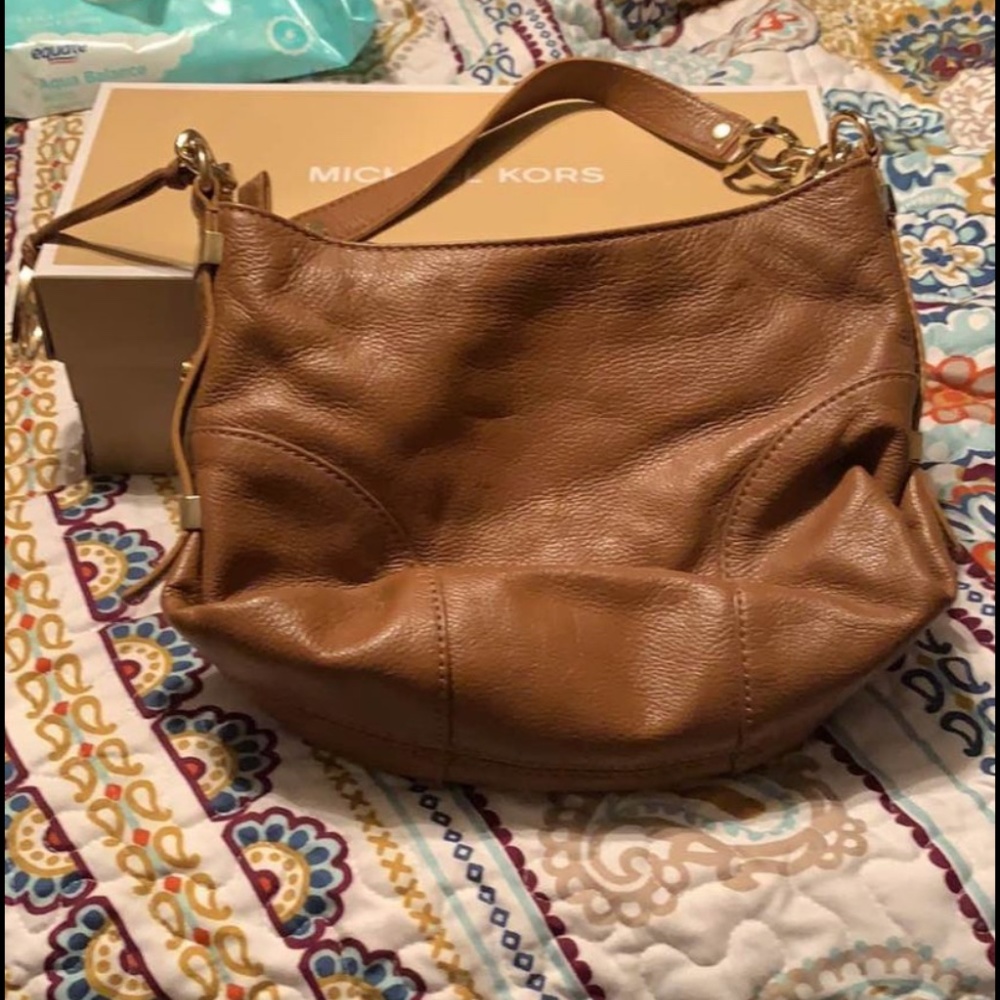 Michael kors purse